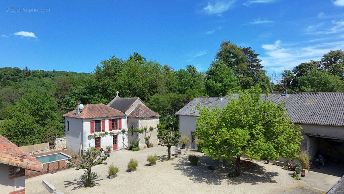 Maison à PERSAC
