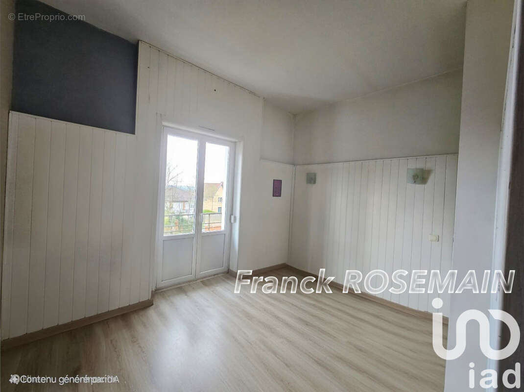 Photo 4 - Appartement à MONTCEAU-LES-MINES
