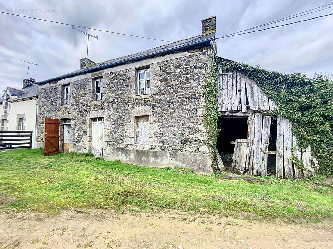 Maison à PLESSALA