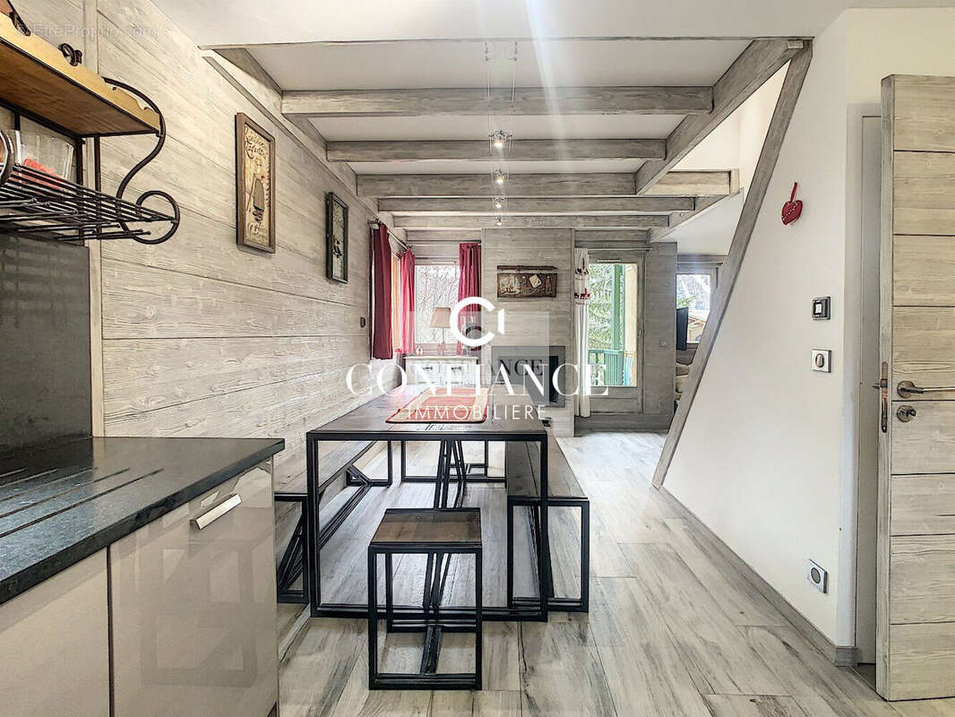 Appartement à SAINT-ETIENNE-DE-TINEE