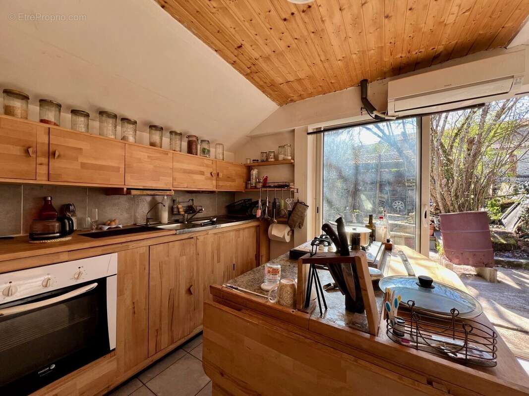 Cuisine - Maison à LABASTIDE-D'ARMAGNAC