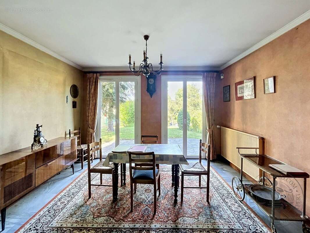 Maison à DOURDAN