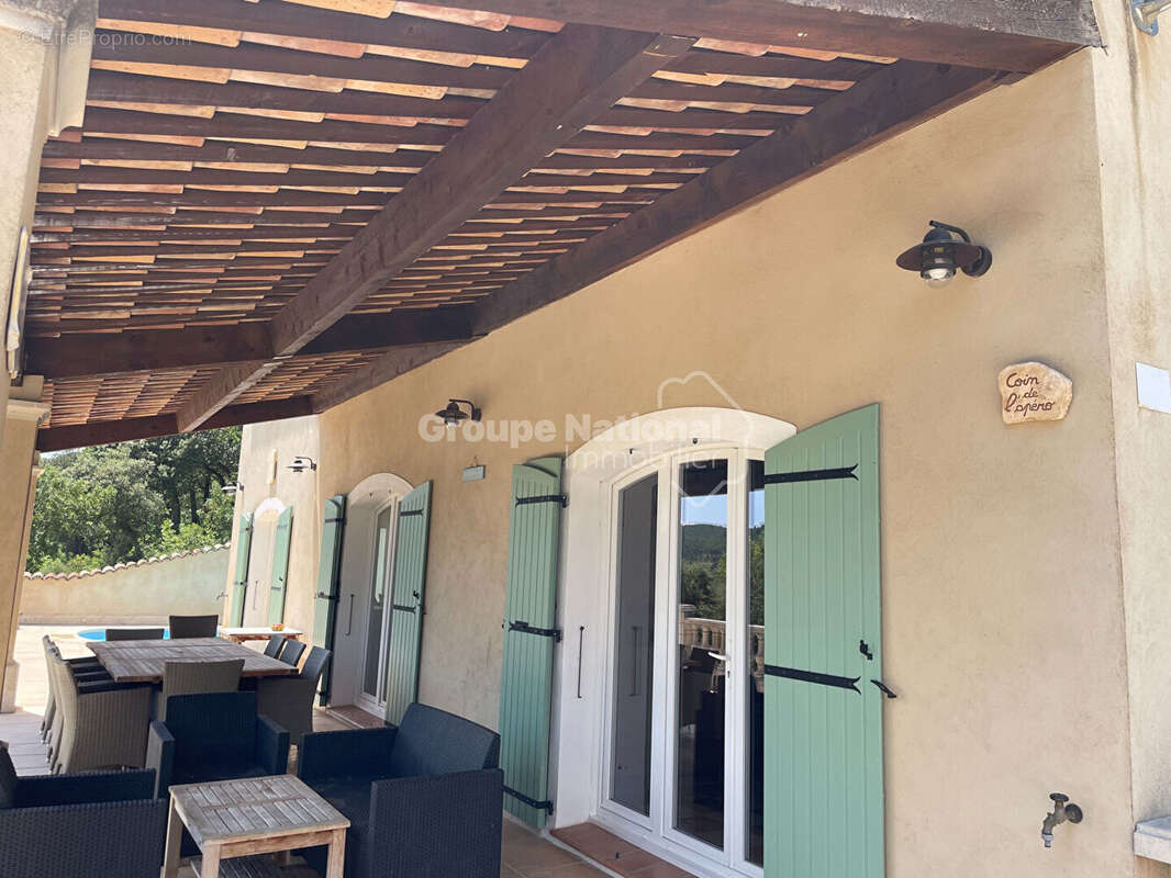 Allemagne En Provence T6 -163 m2 piscine garages 2159m² de terrain - photo 18