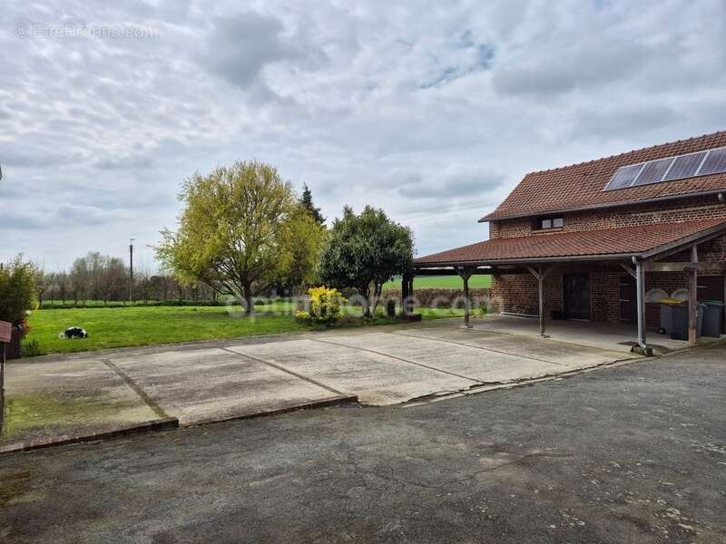 Maison à WERVICQ-SUD