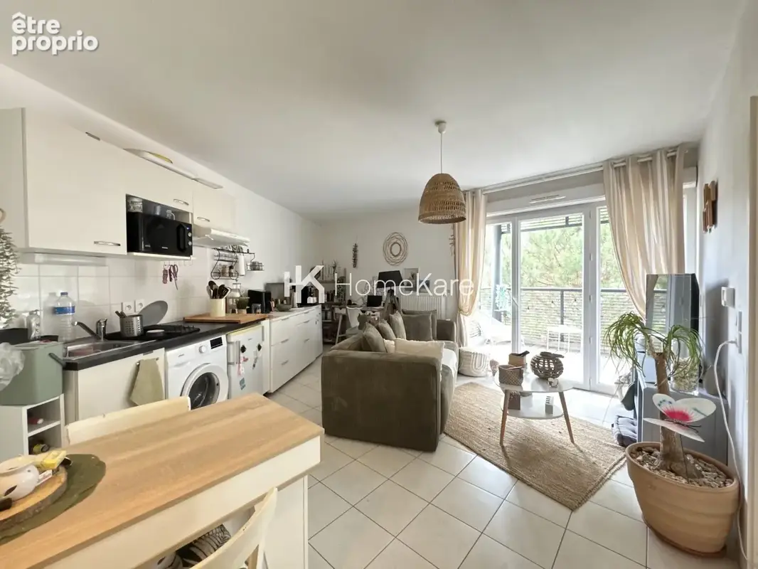 Appartement 42 m² à Saint-Jean-D'illac  - photo 1