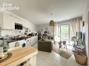 Appartement à SAINT-JEAN-D'ILLAC