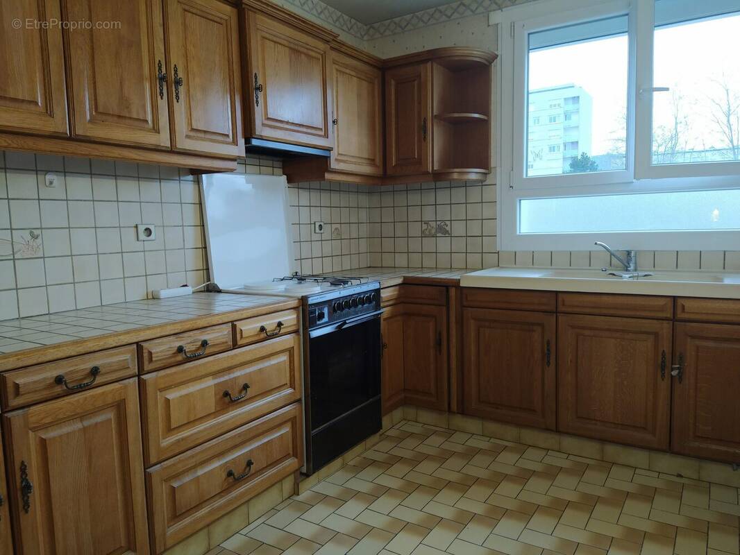 Appartement à CHENOVE