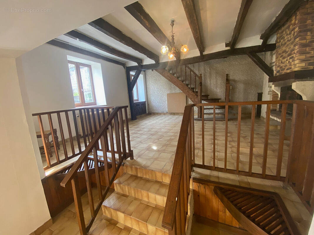 Maison à ETUZ