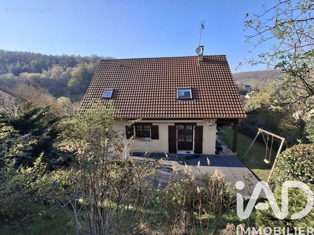 Photo 3 - Maison à SAINT-LEGER-DU-BOURG-DENIS