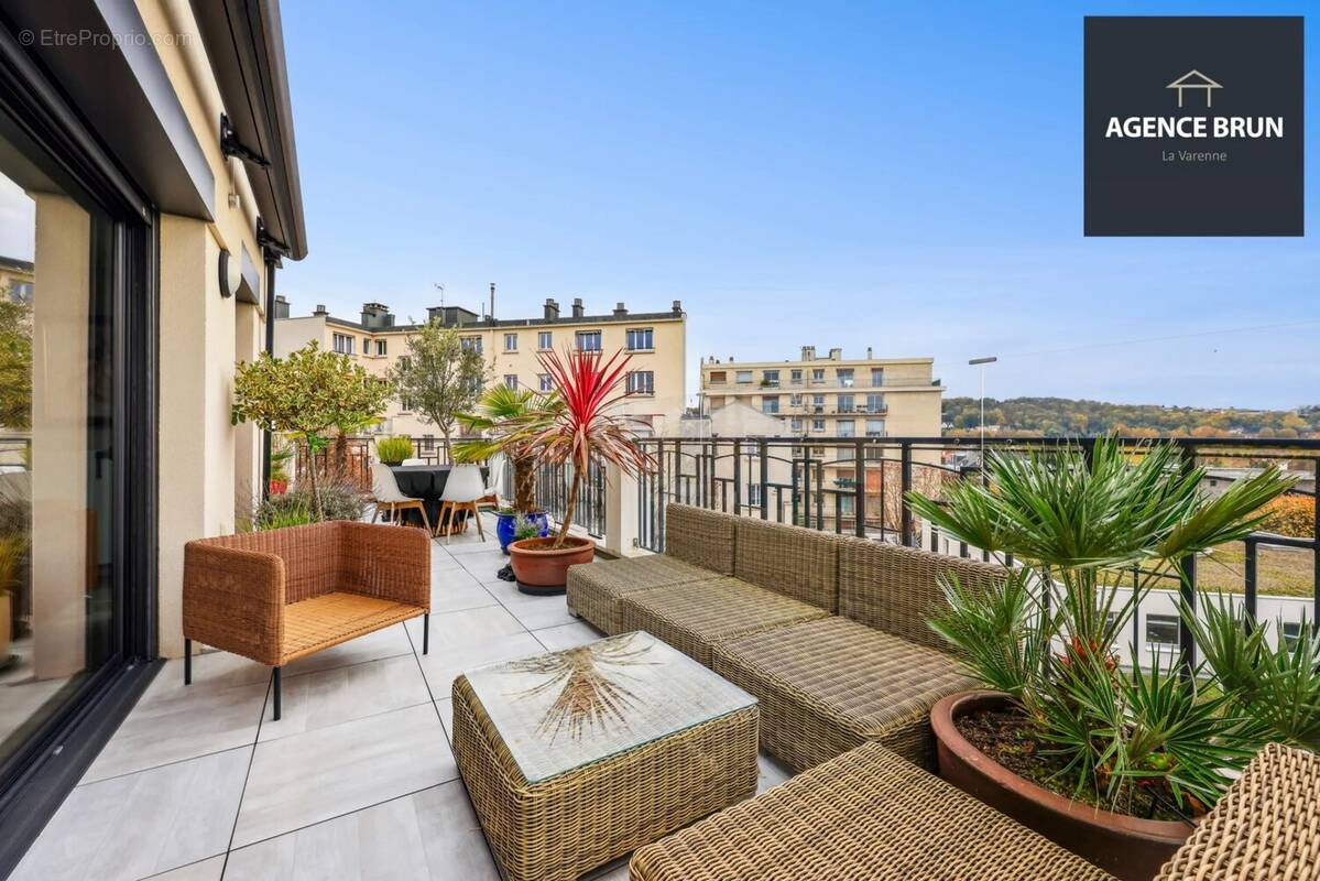 Appartement à SAINT-MAUR-DES-FOSSES