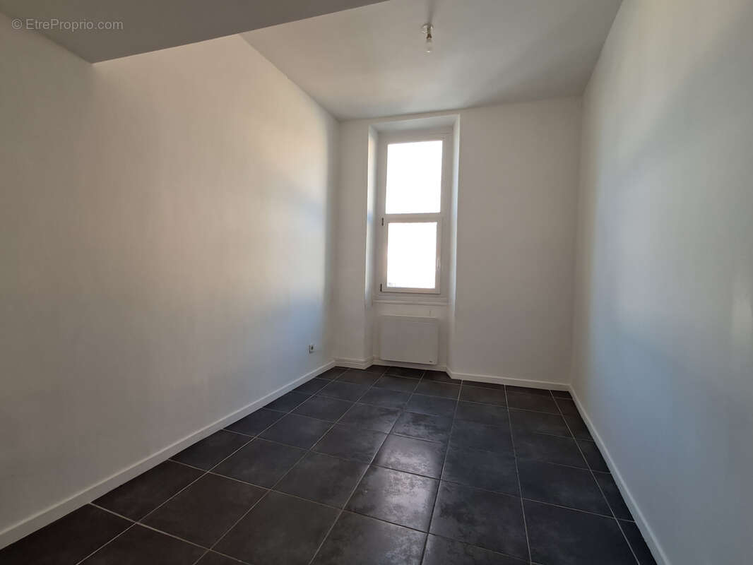 Appartement à MARSEILLE-13E