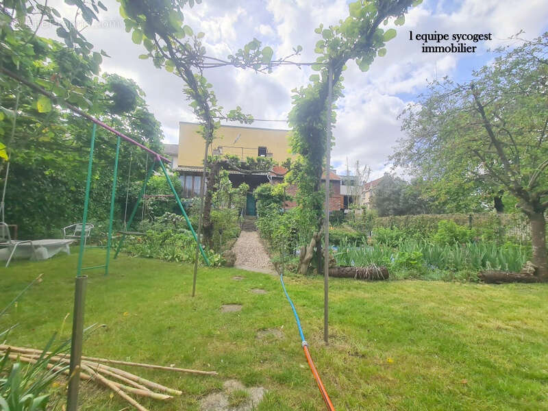 Appartement à NOISY-LE-SEC