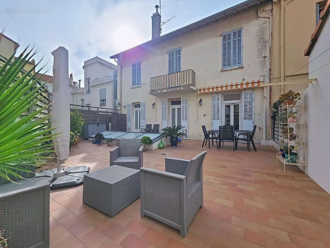 Appartement à CANNES