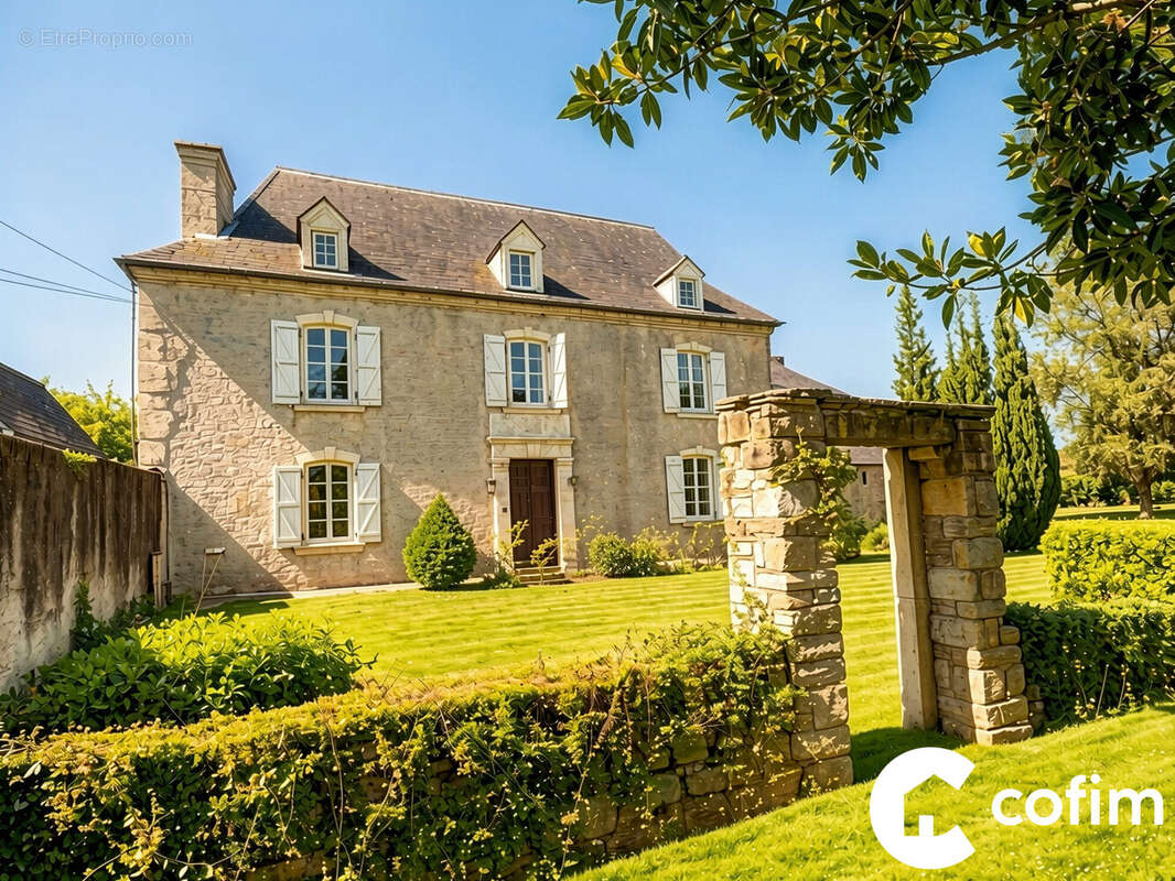 Maison 223 m² à Arros-De-Nay  - photo 2