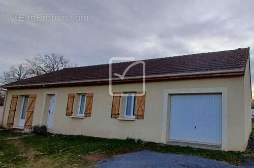 Maison à GOURDON