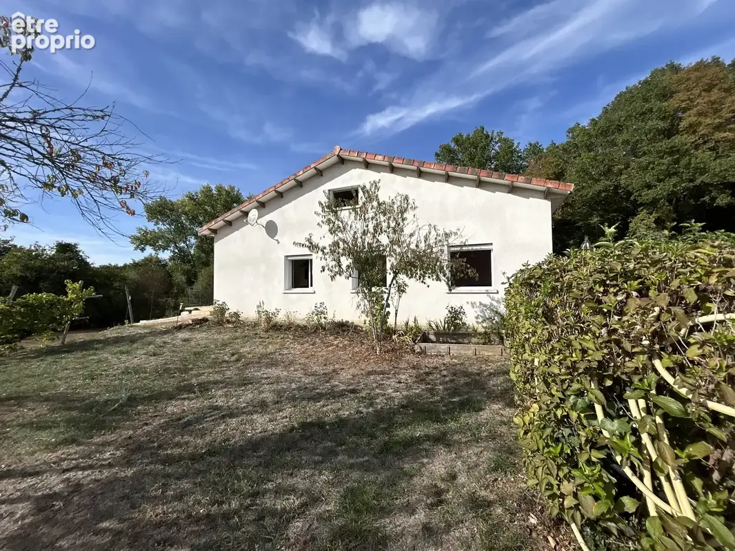 Maison familiale spacieuse avec sous-sol - environnement calme - photo 2