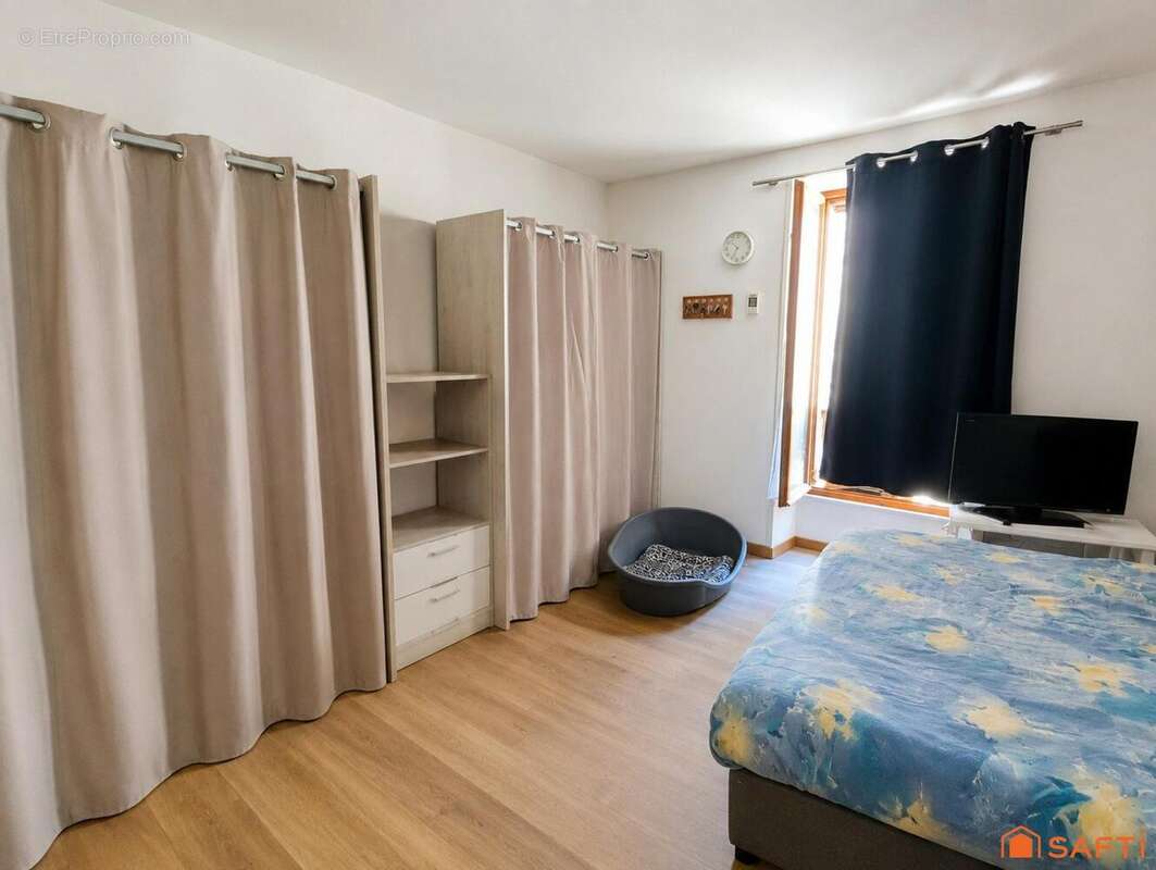 Maison 121 m² à Meynes  - photo 4