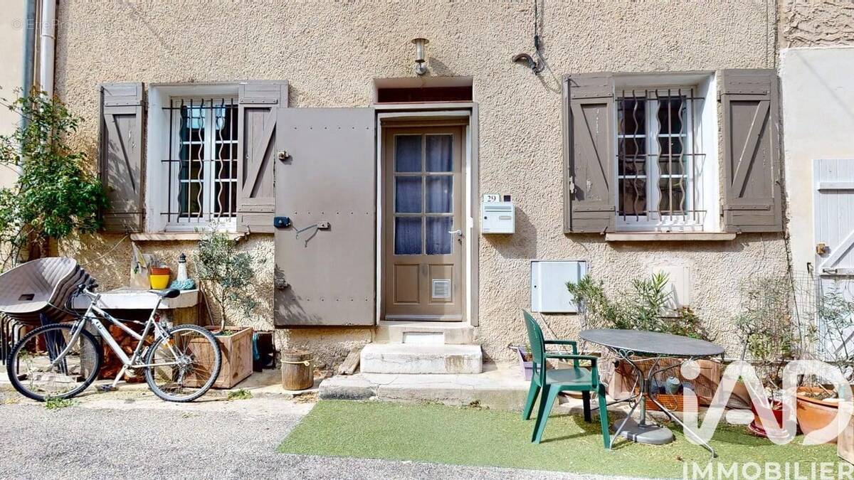 Photo 1 - Maison à CABRIES