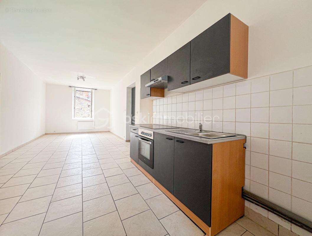 Appartement à MOLIERES-SUR-CEZE