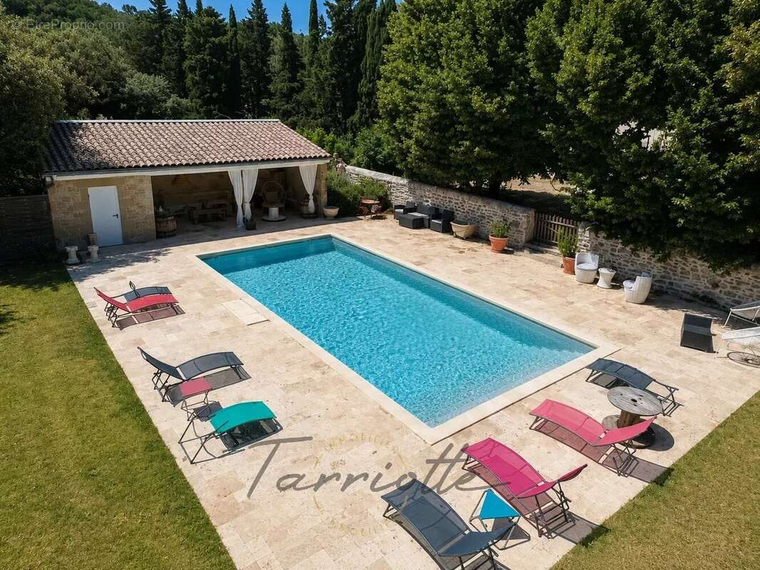 Maison à GRIGNAN