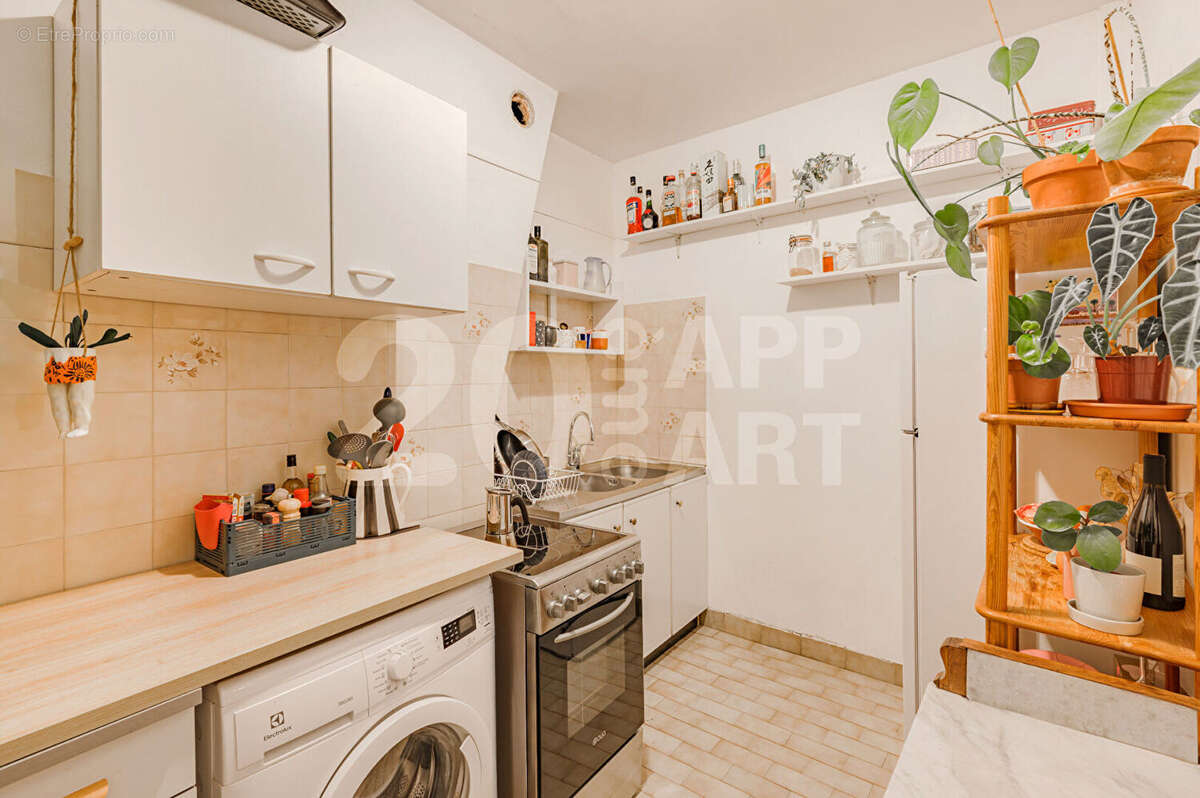 Appartement à PARIS-20E