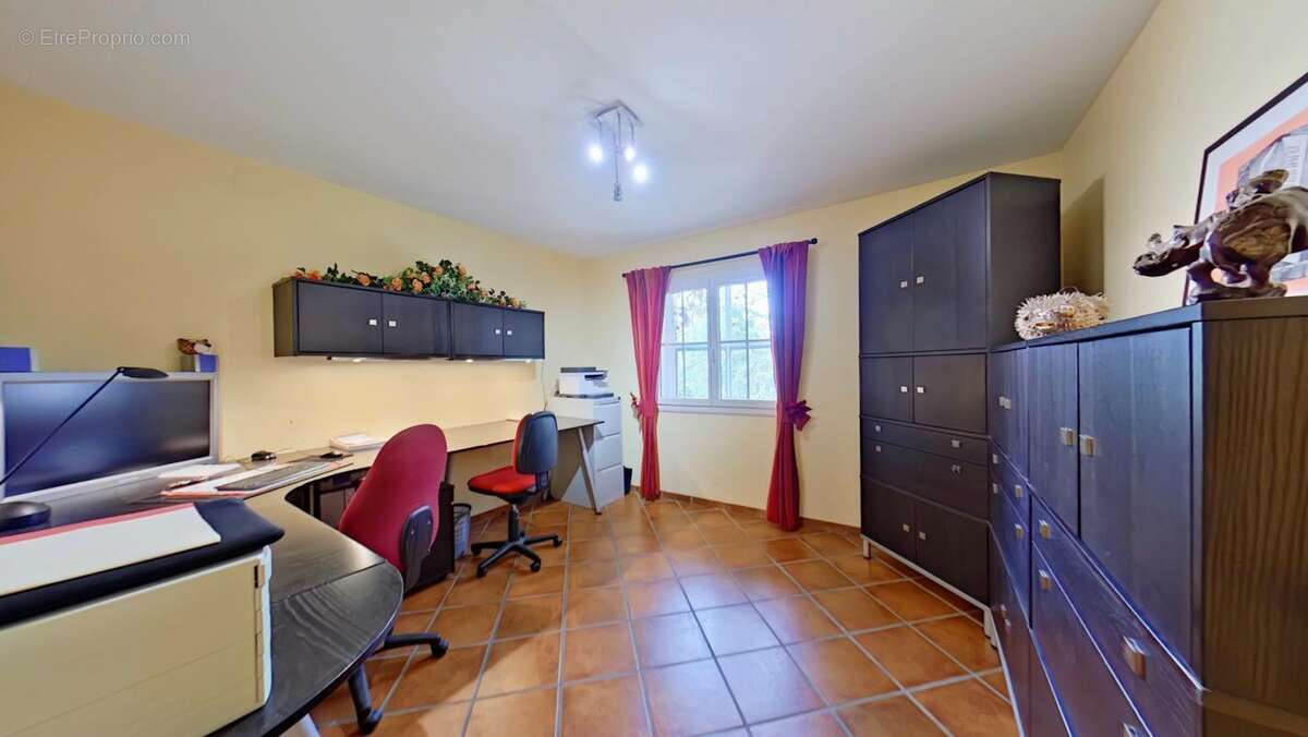 Maison 463 m² à Canohes  - photo 21