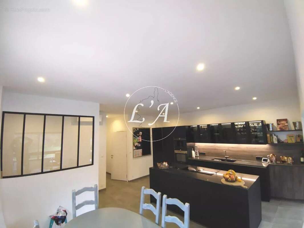 Appartement à CAURO