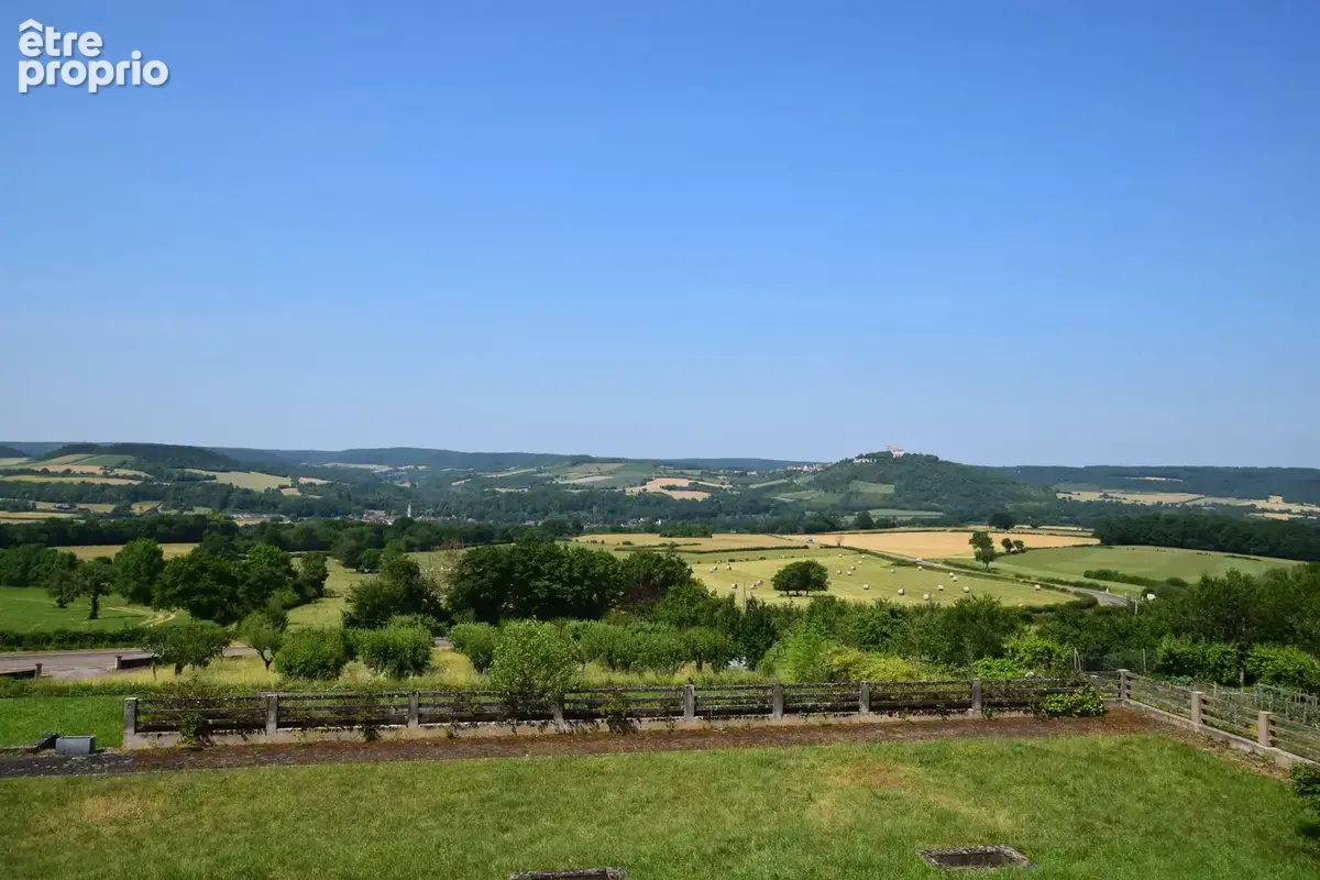 Domaine hôtelier aux portes du Morvan   Vue sur Vézelay - photo 14