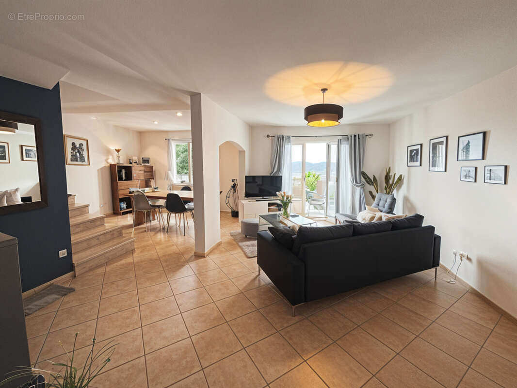 Maison à DRAGUIGNAN