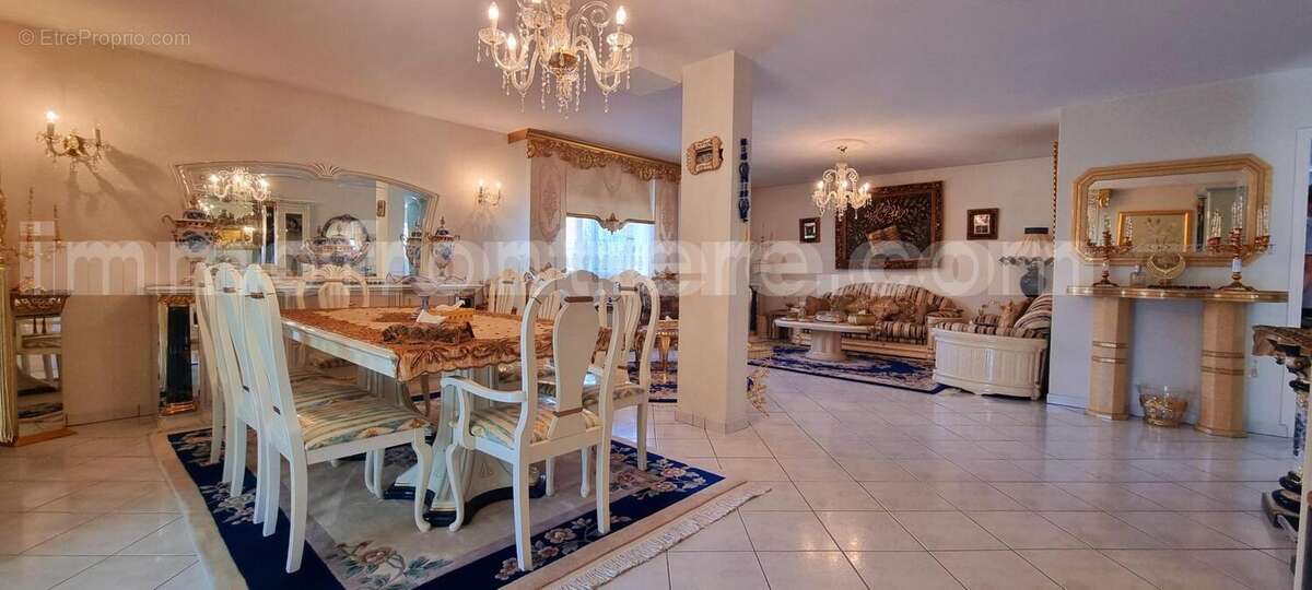 Maison 175 m² à Vetraz-Monthoux  - photo 4