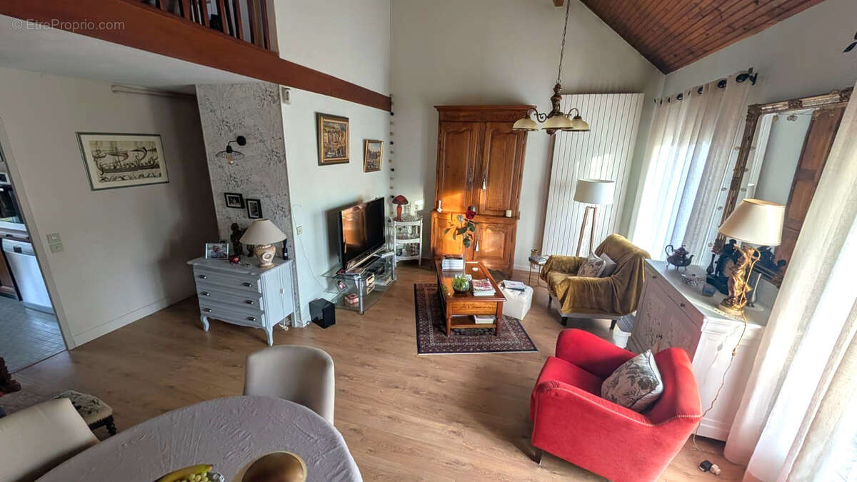 Maison à BEAUMONT-SUR-OISE