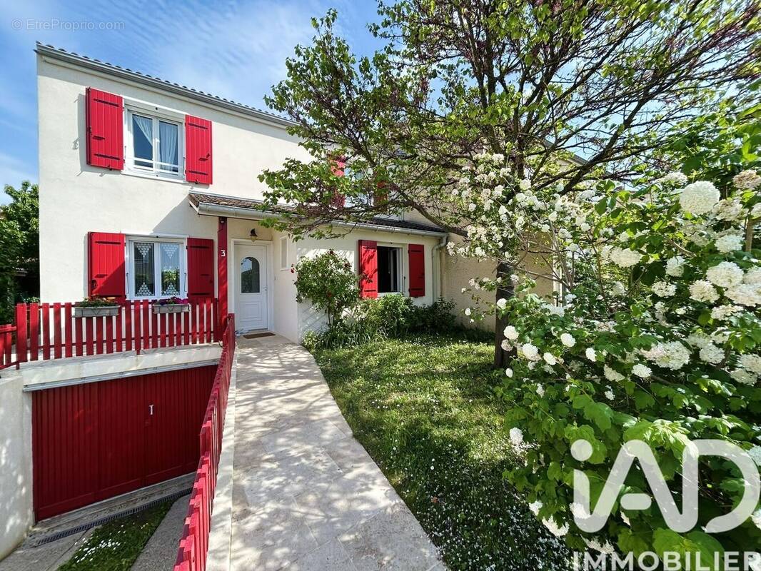 Photo 1 - Maison à SAINT-MARCEL-LES-VALENCE