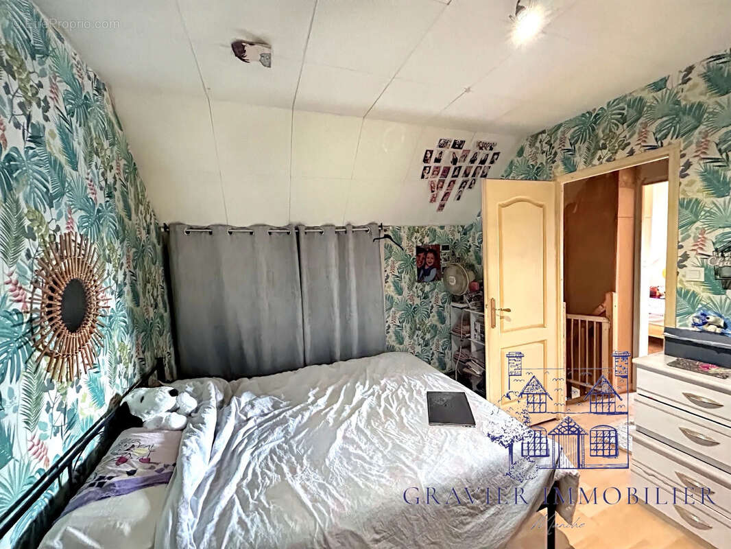 Maison à SAINT-GERMAIN-SUR-AY