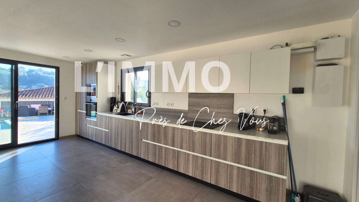 Maison à LA BOUILLADISSE