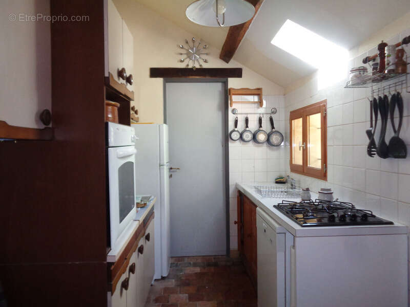 Maisons à vendre TREIGNY (89) Ensemble de deux maison 11pcs 5 ou 6 chbs, piscine, panneau solaire - photo 8