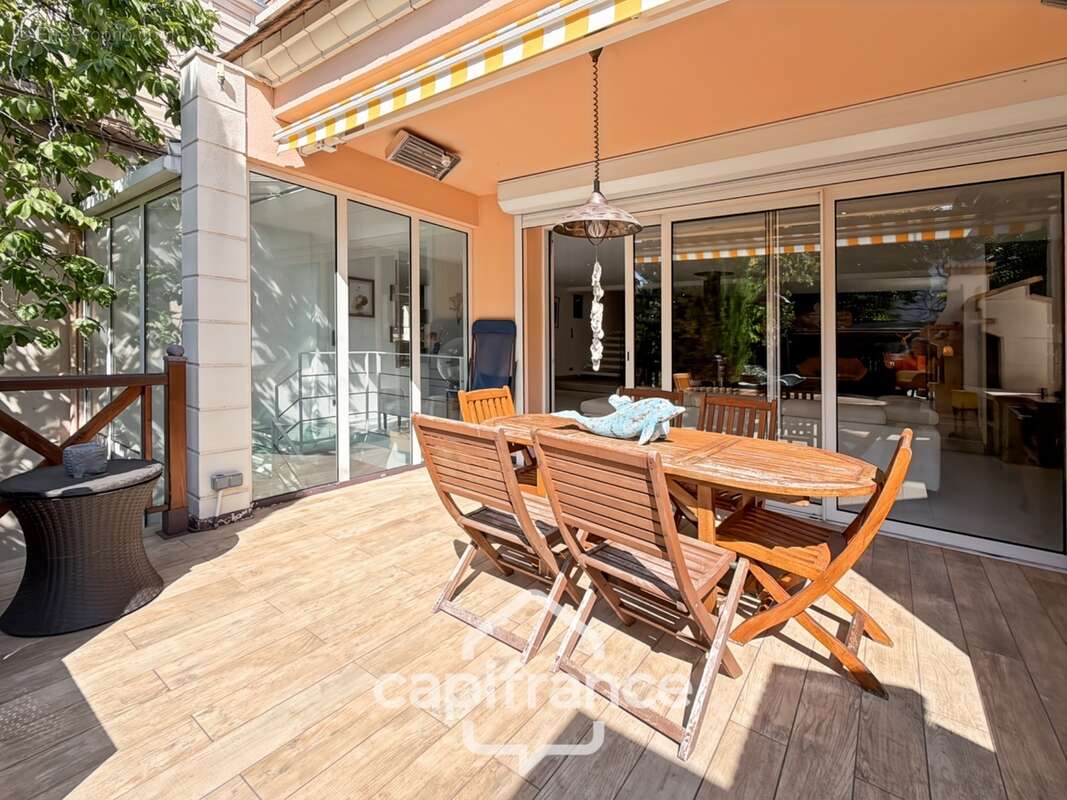Le perreux sur marne (94) – maison familiale 262,50m² – 4 suites – jardin et piscine hors sol – garage double - photo 3