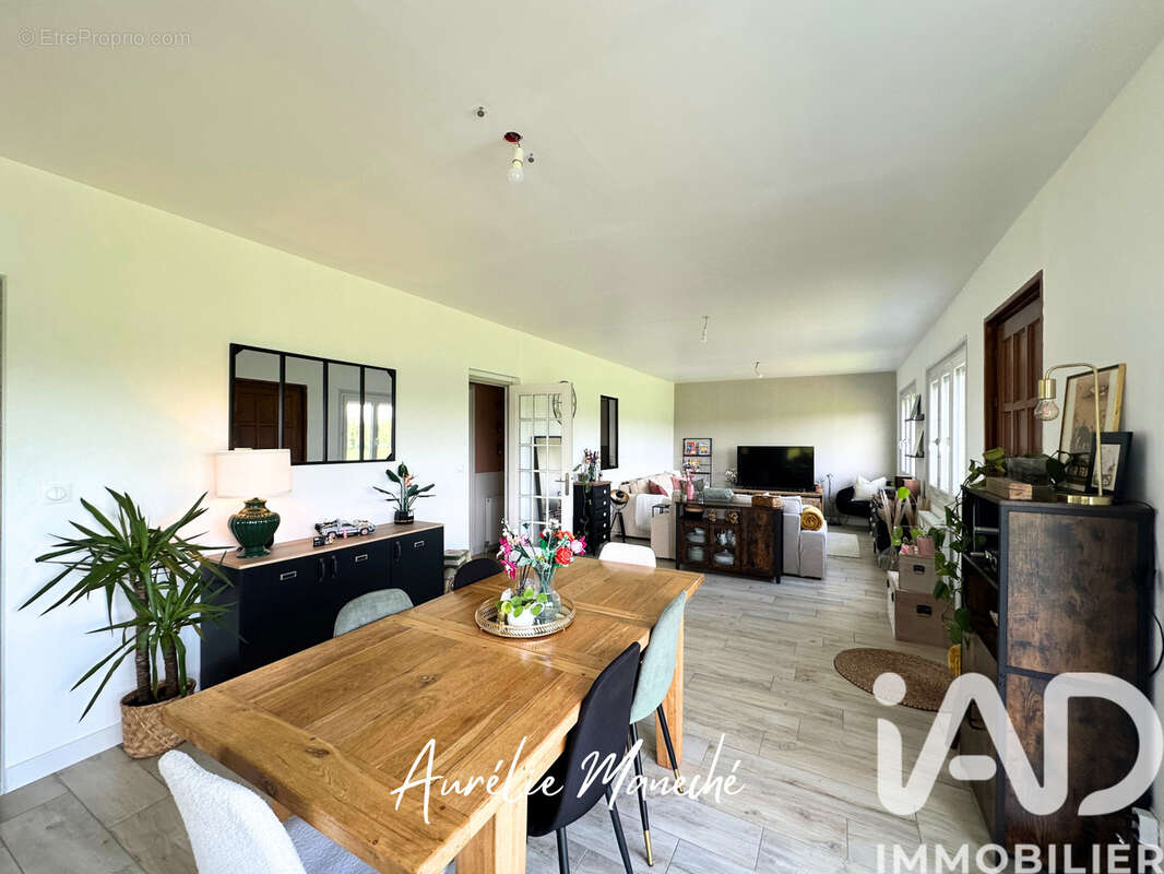 Photo 3 - Maison à AMFREVILLE-SOUS-LES-MONTS