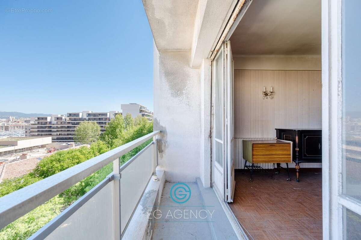 Appartement à MARSEILLE-7E