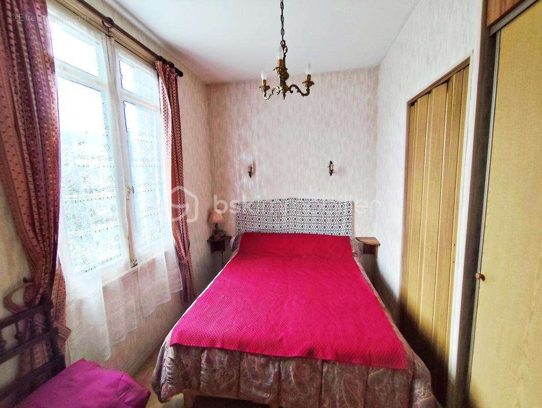 Maison à SALLEBOEUF