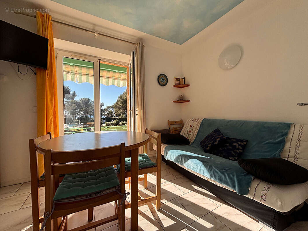 Appartement à SAINT-RAPHAEL