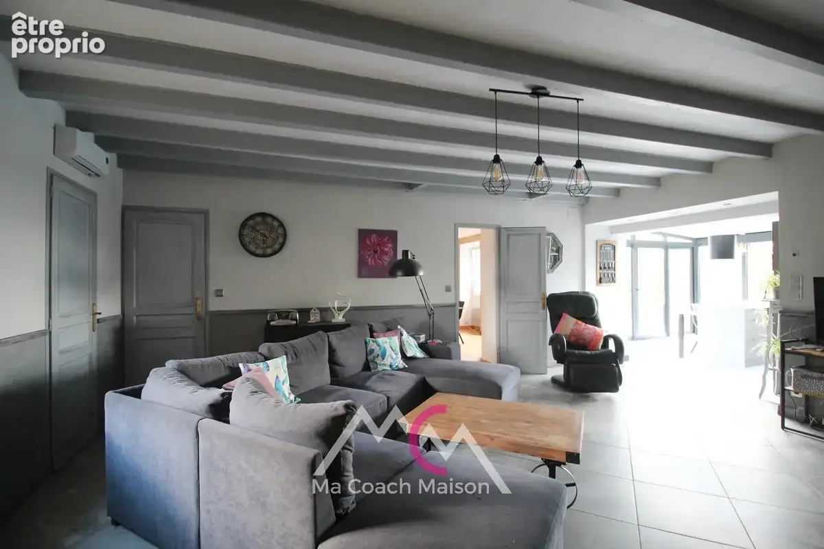 CAMPBON côté Savenay, Maison de charme rénovée d'environ 185 m2 avec piscine - photo 4