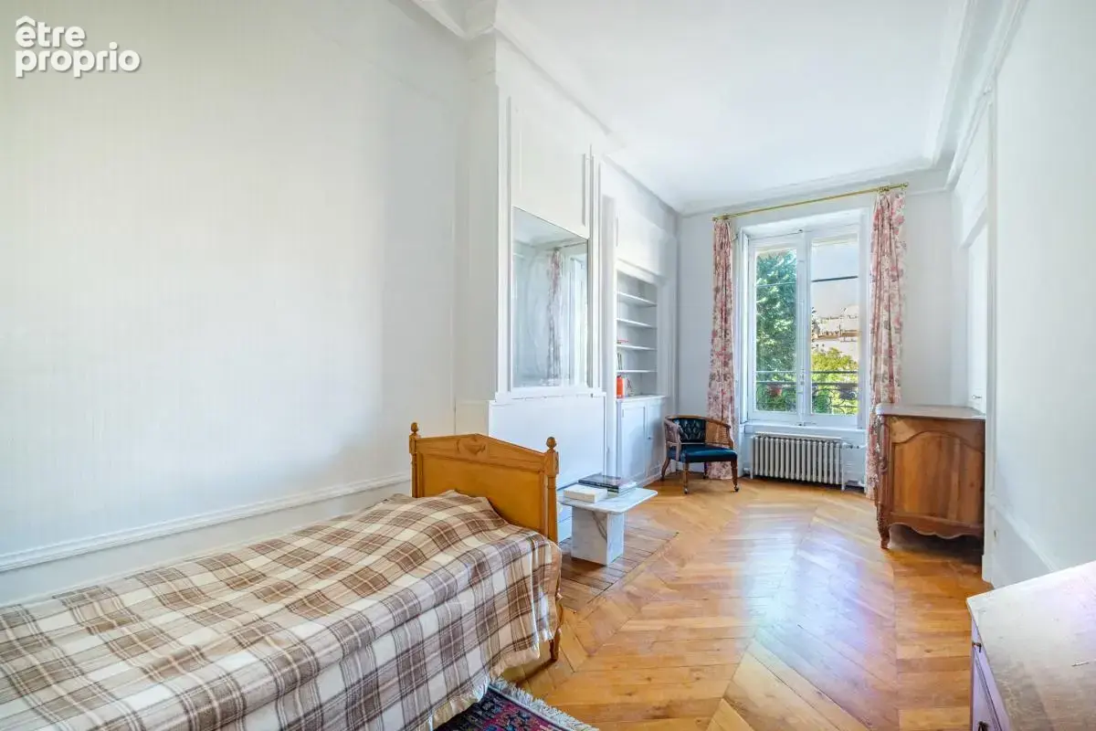 Vente appartement élégant du XIX ème siècle vue sur le Rhône - photo 5