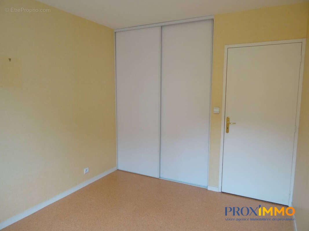 Appartement 80 m² à Voiron  - photo 8