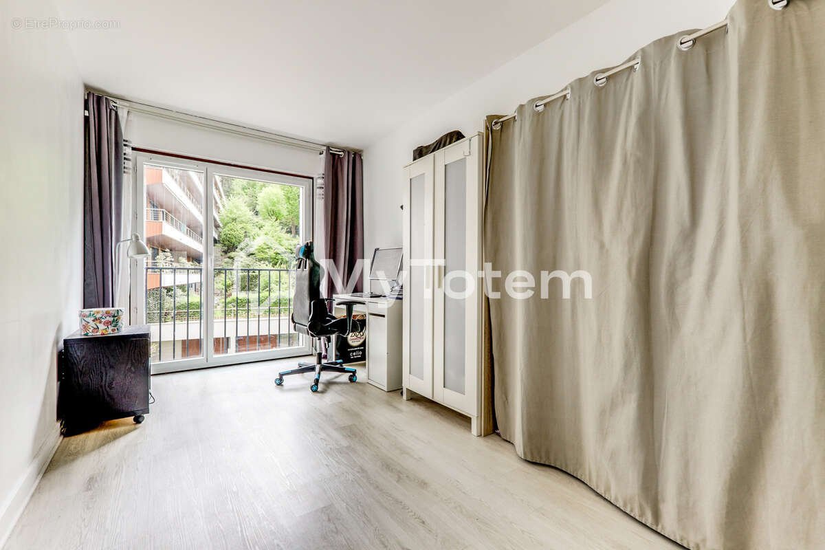 Appartement à CHAVILLE