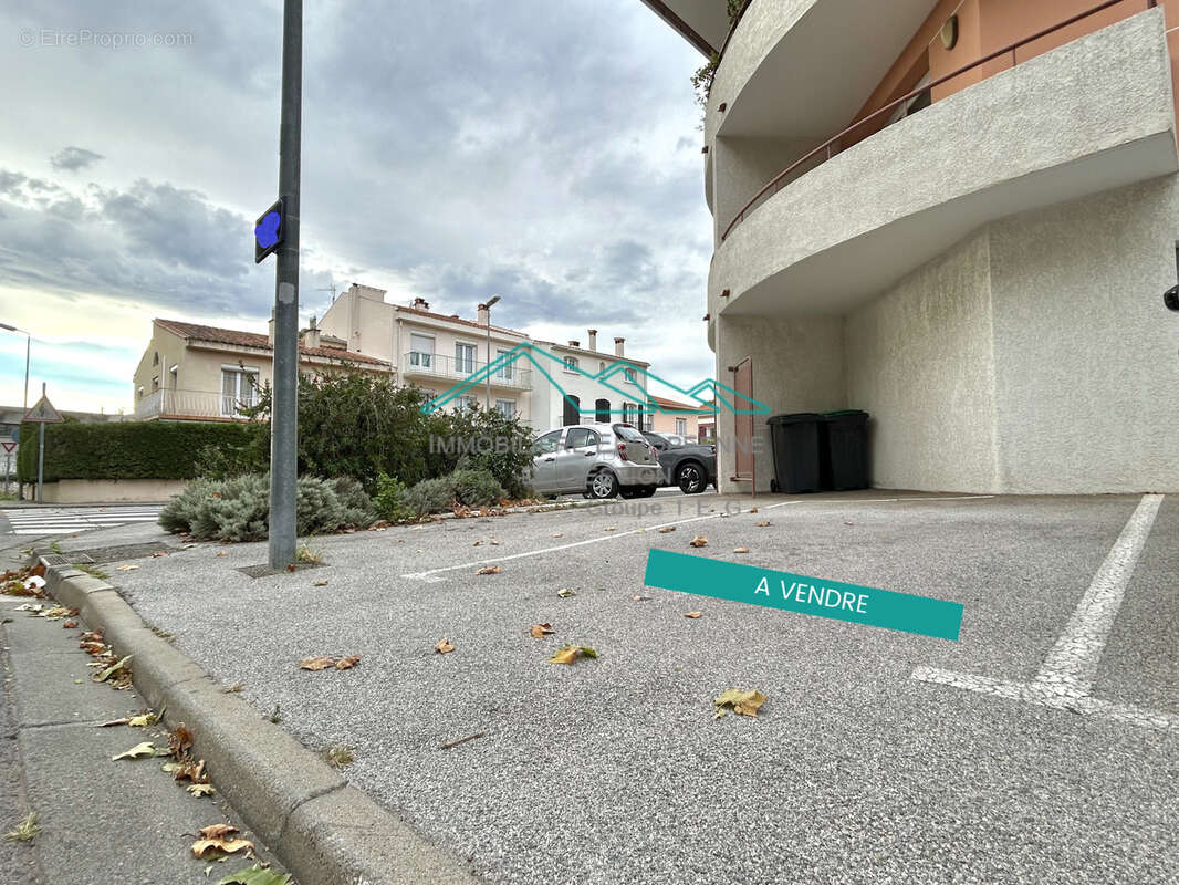 Parking à PERPIGNAN