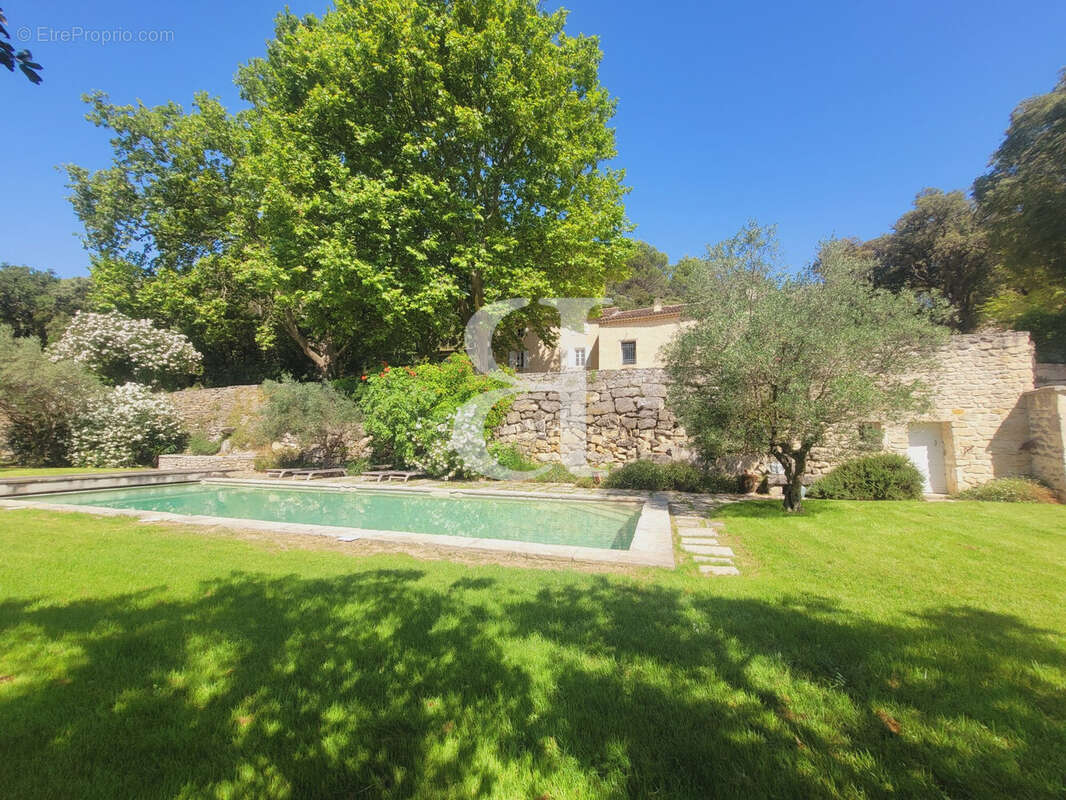Maison à GRIGNAN