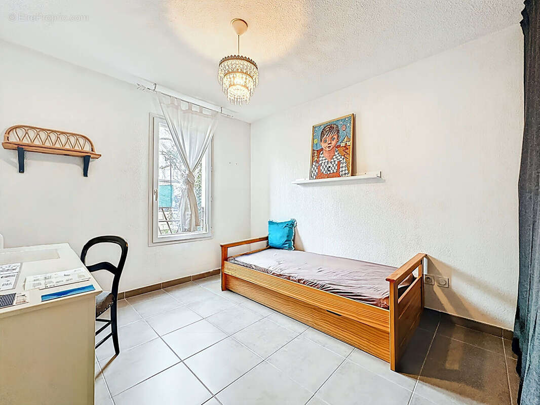 Appartement à MARSEILLE-14E