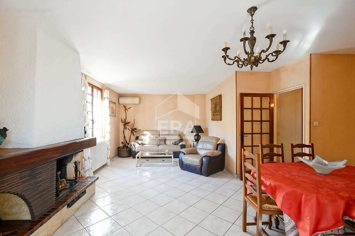 Maison à BOUC-BEL-AIR