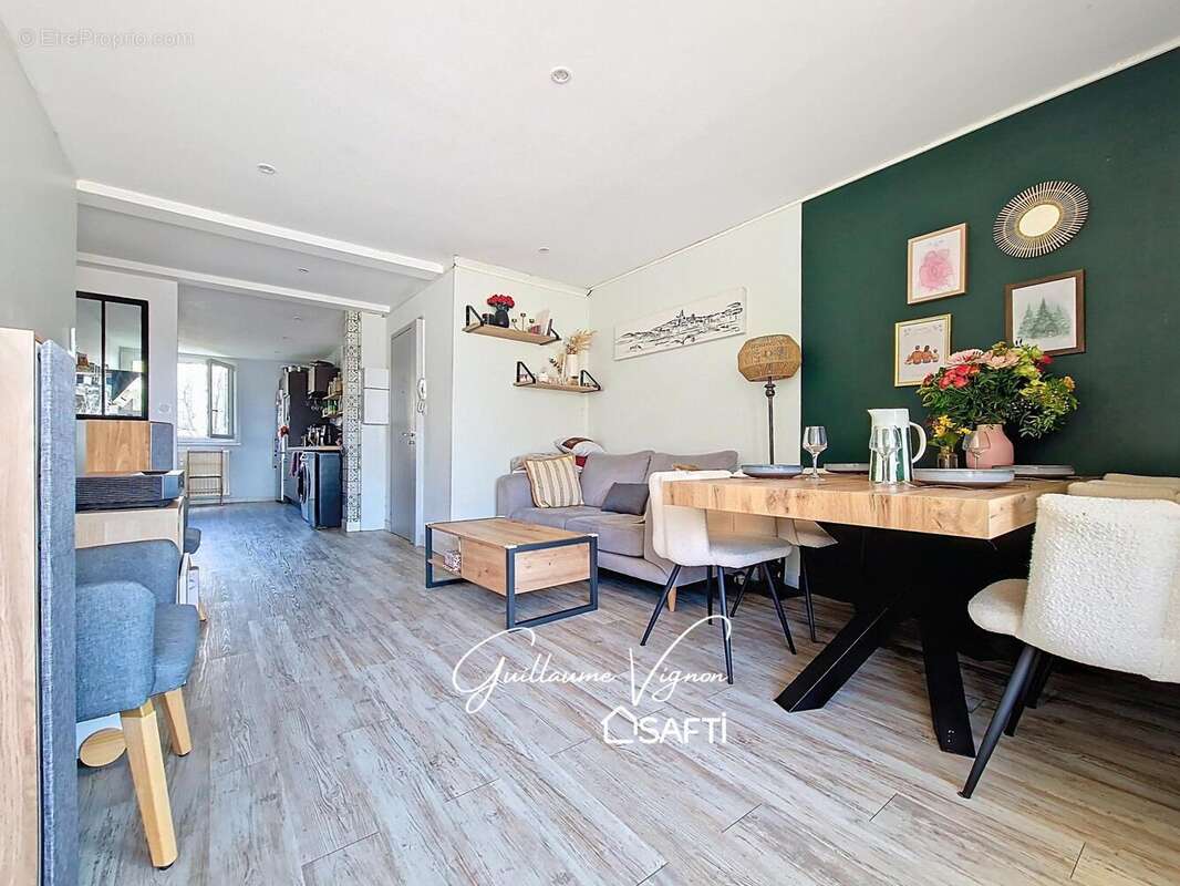 Photo 2 - Appartement à FRANCHEVILLE