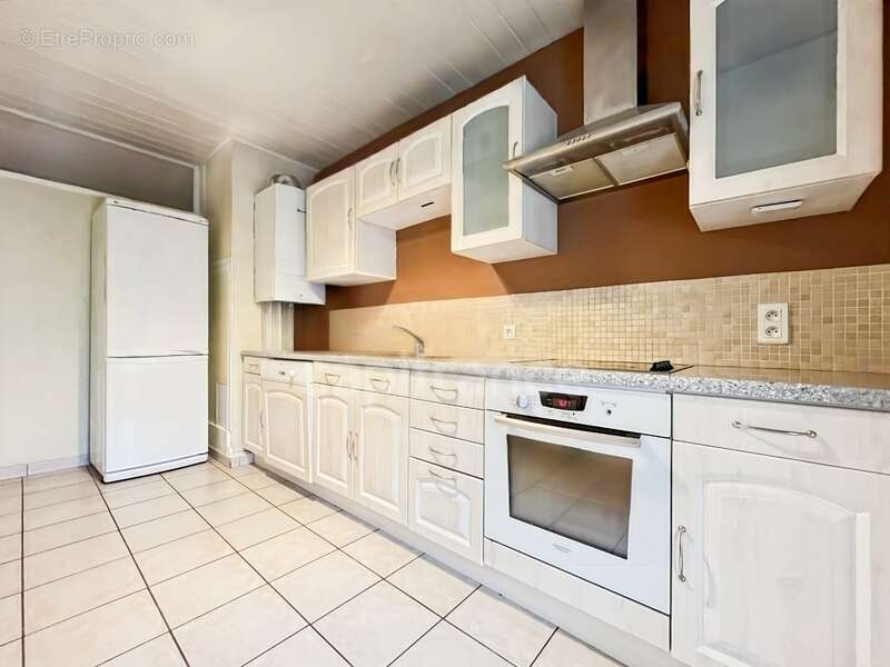 Appartement à CHEVIGNY-SAINT-SAUVEUR